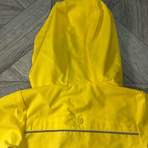 Hunter 2T Yellow Hooded Raincoat - Picture 16 of 16